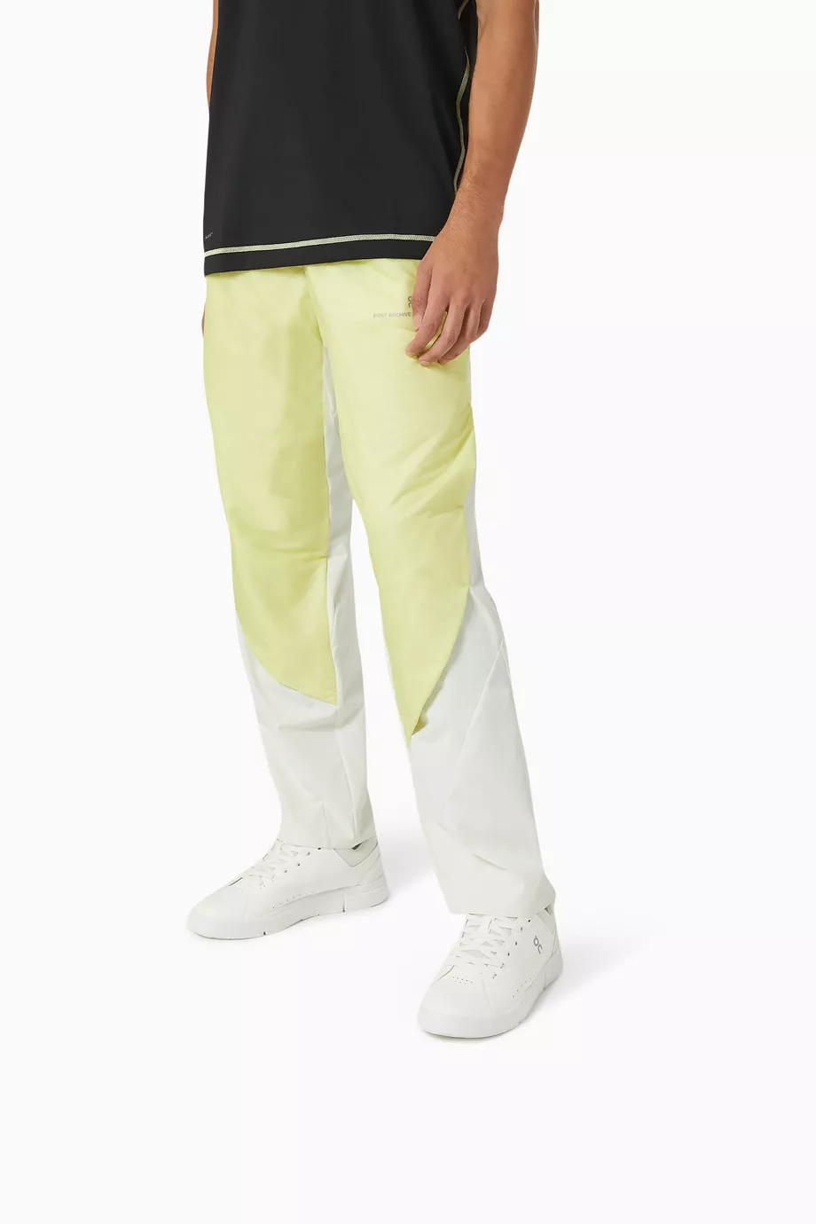 On Running The Roger Advantage ‘all white - Image 4